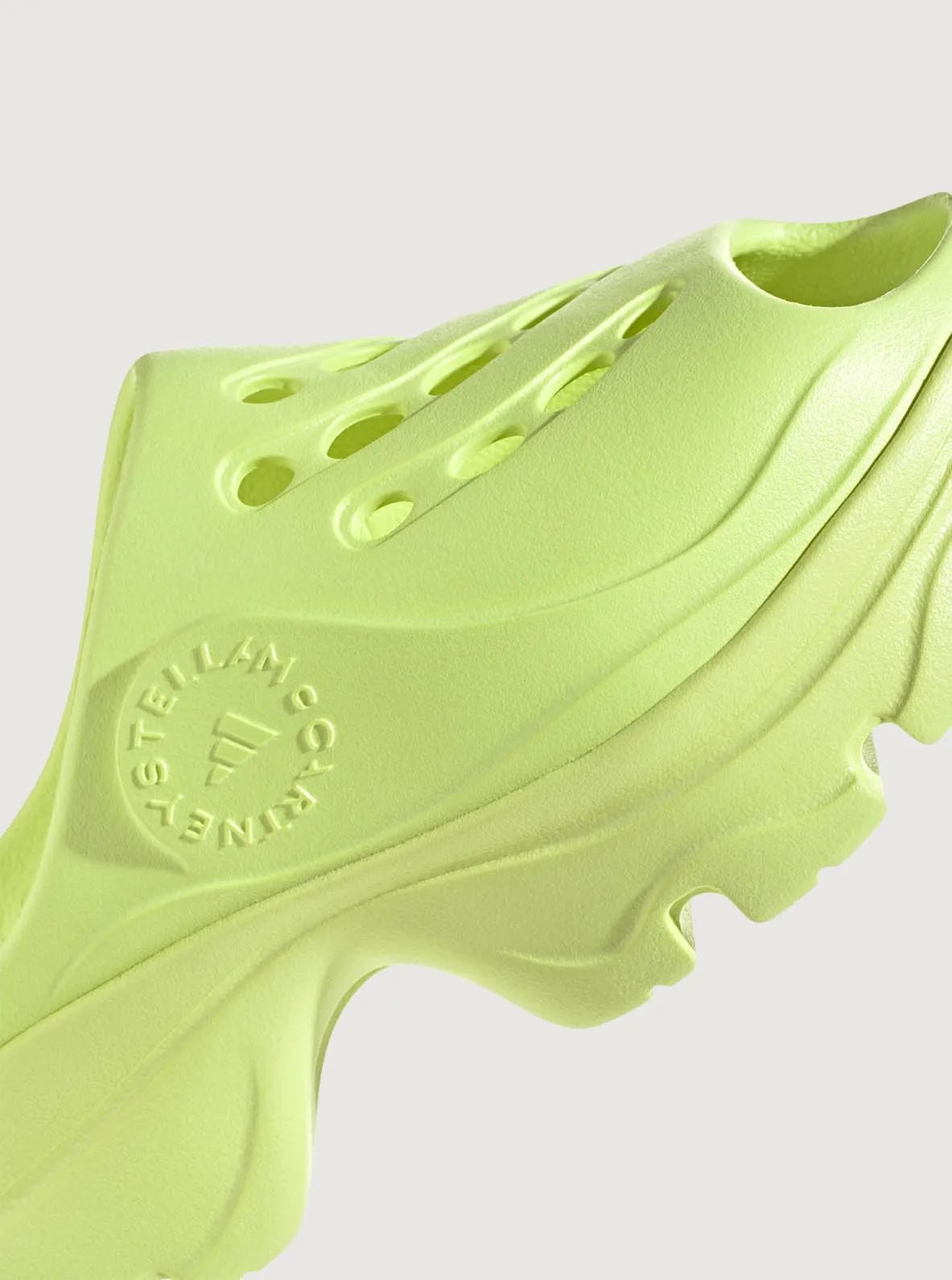 adidas by Stella McCartney CLOG - FROZEN YELLOW/FROZEN YELLOW/FROZEN YELLOW