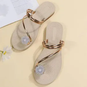 Aislee | sandals with a snowflake pattern