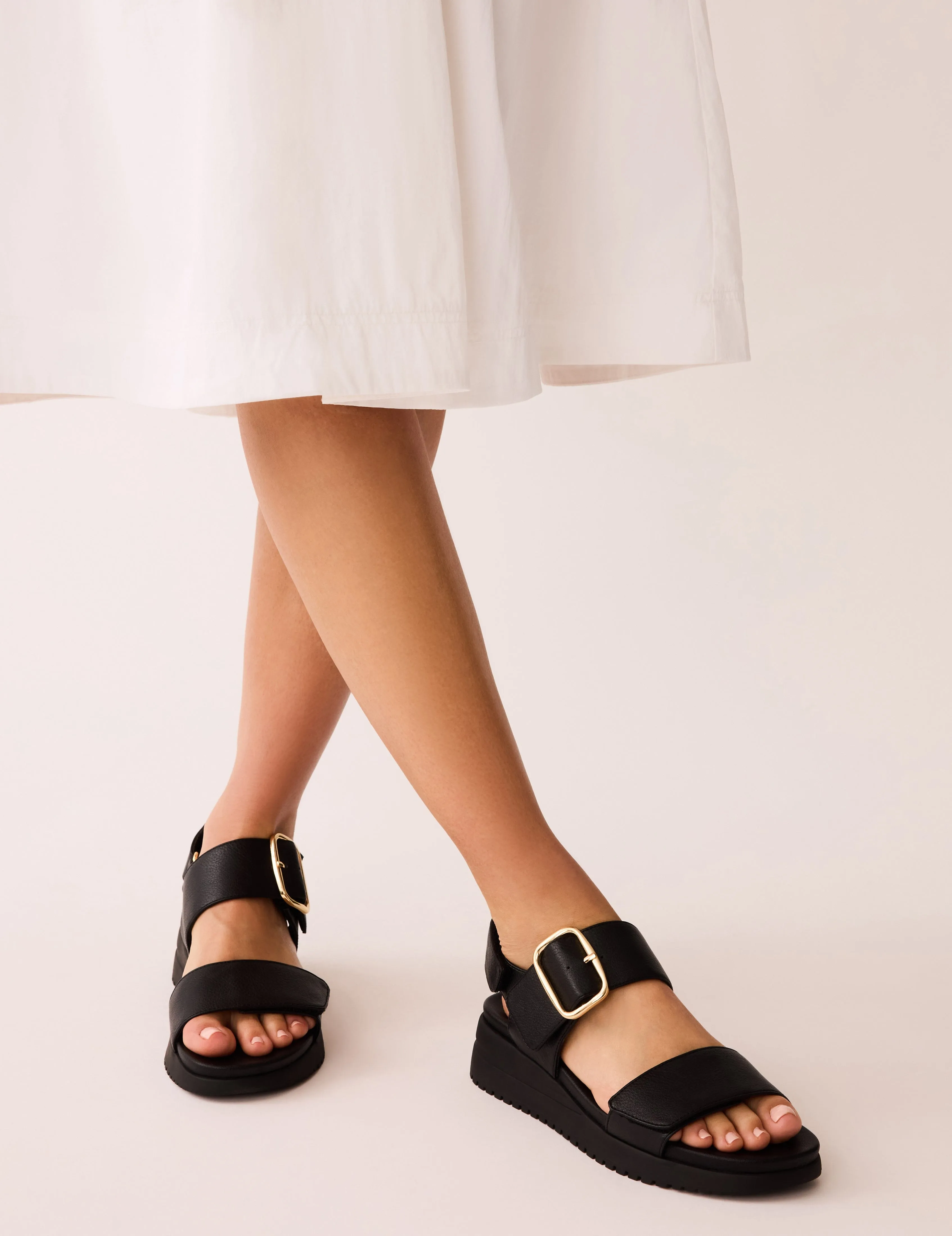 Evanti Sandal