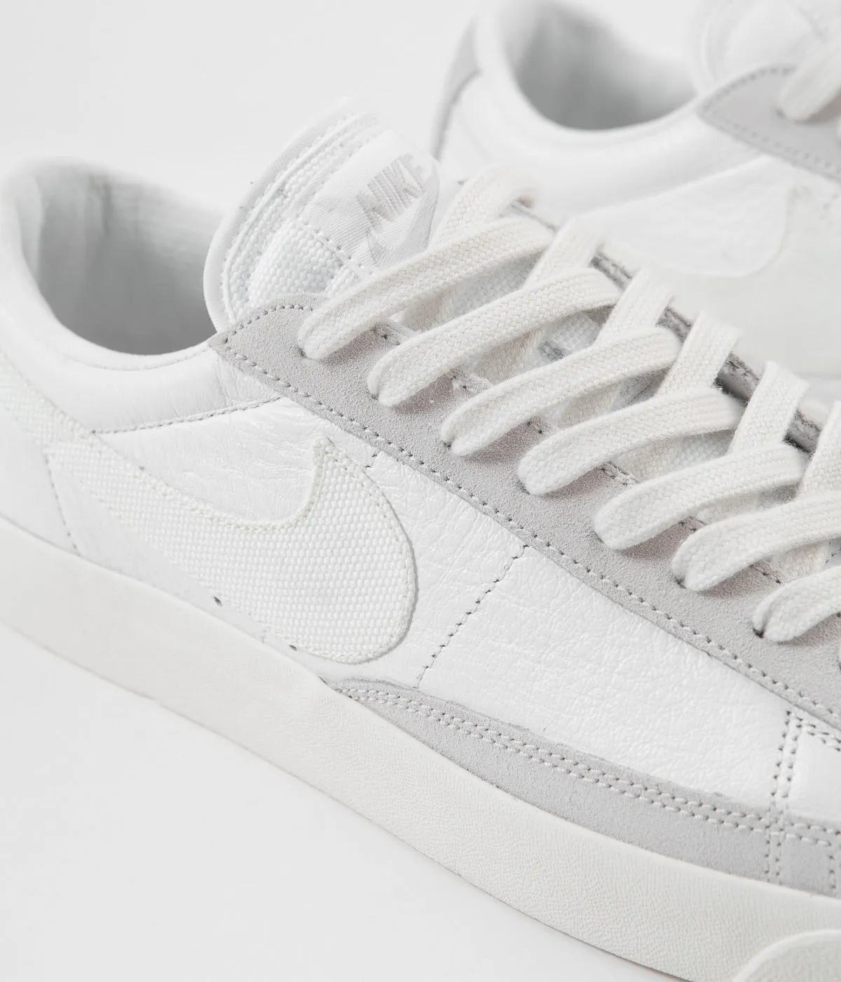 Nike Blazer Low Leather Shoes - White / Sail - Platinum Tint