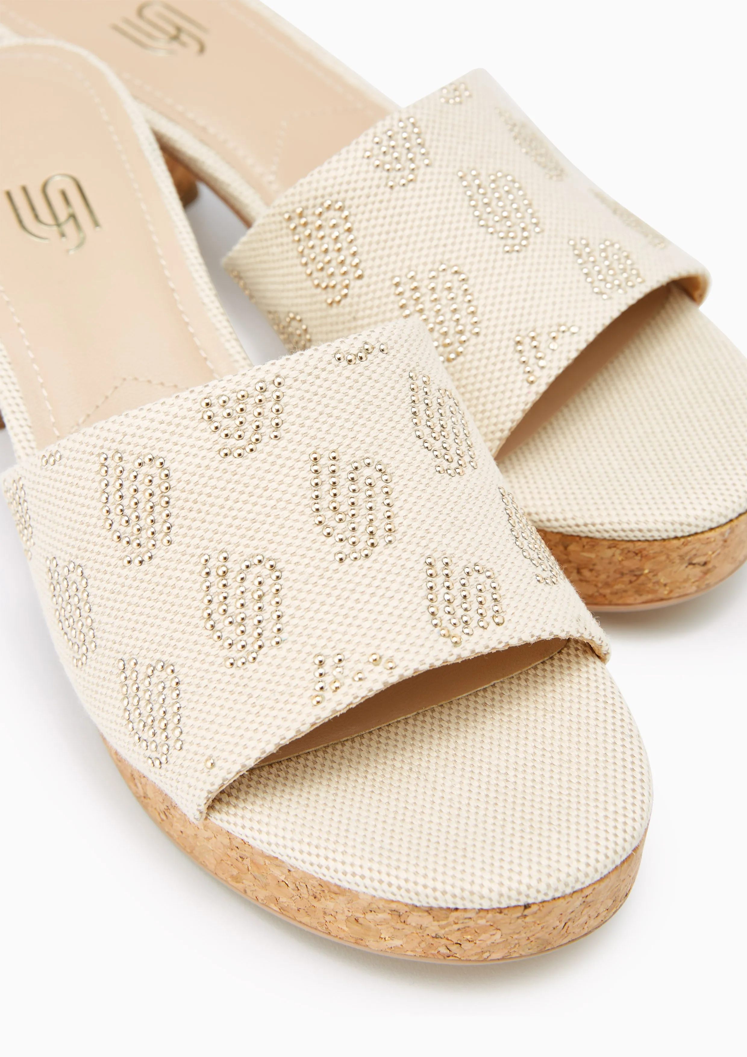 Prive Infinite Low Heel Sandals Beige